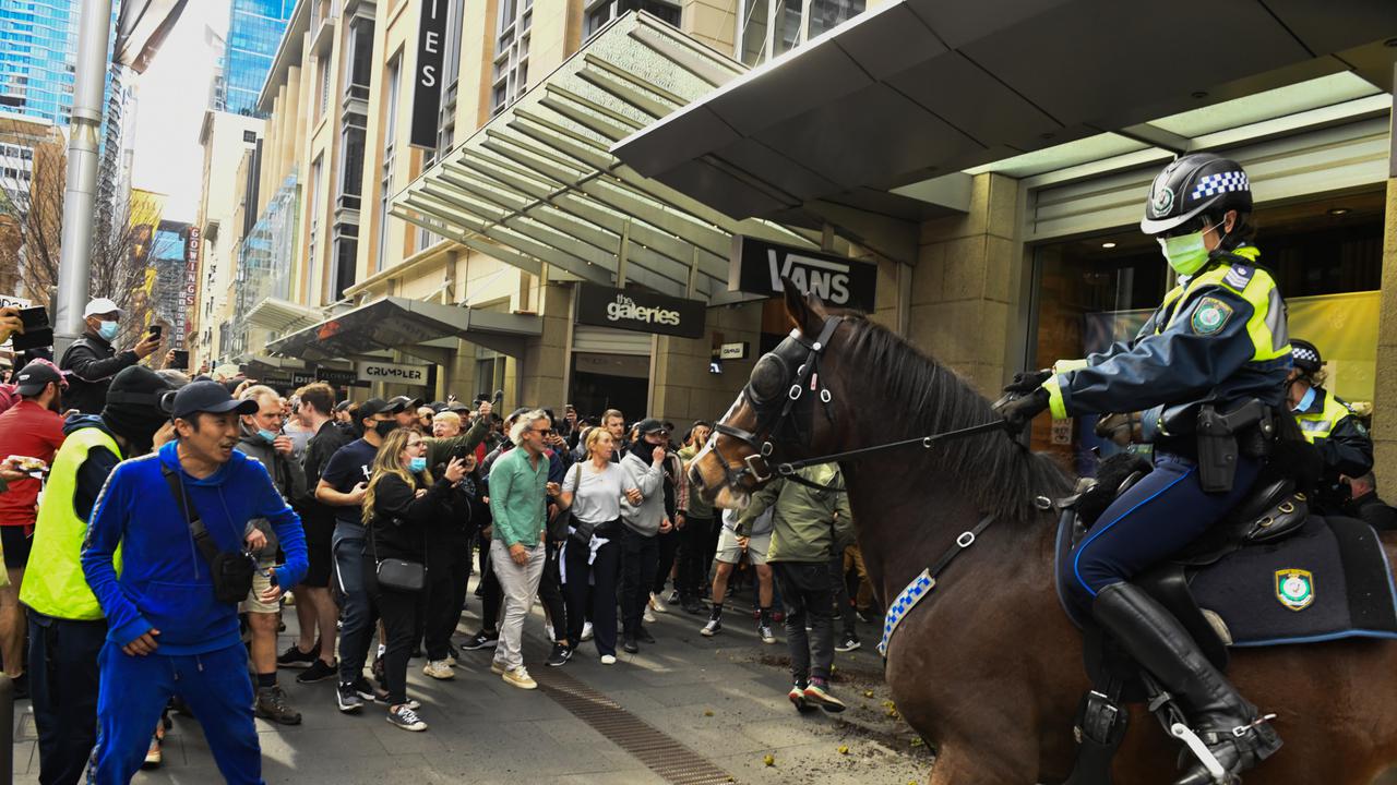 Police have vowed to track down and punish anti-lockdown protesters in Sydney.